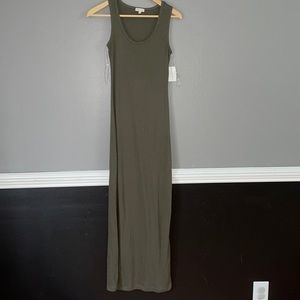 Green maxi dress